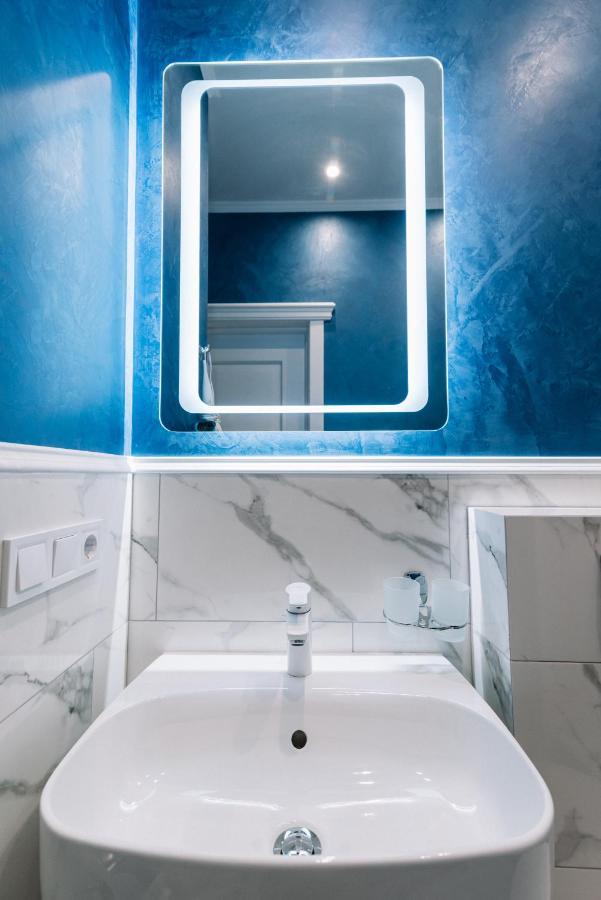 Royal Tower Vip Smart Apartments 3 Kiev Eksteriør bilde