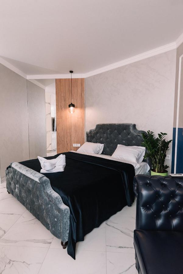 Royal Tower Vip Smart Apartments 3 Kiev Eksteriør bilde