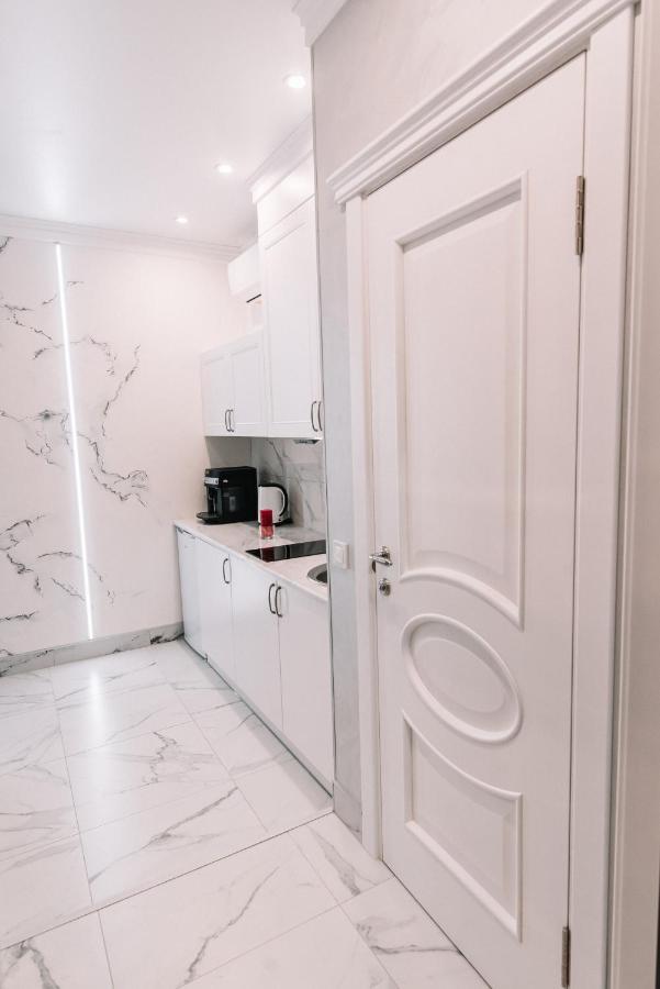 Royal Tower Vip Smart Apartments 3 Kiev Eksteriør bilde