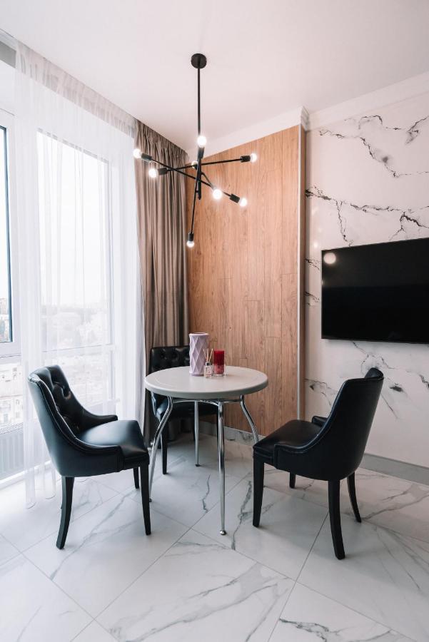 Royal Tower Vip Smart Apartments 3 Kiev Eksteriør bilde