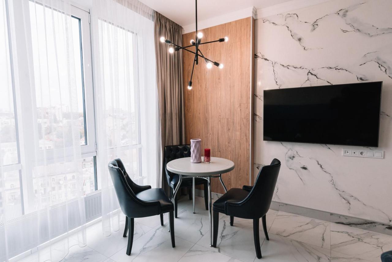 Royal Tower Vip Smart Apartments 3 Kiev Eksteriør bilde